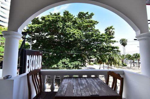 Escobar Guesthouse Jomtien Beach Exterior foto